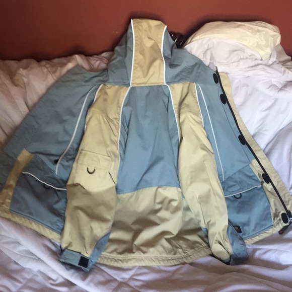 Eddie Bauer boy/girl jacket. Size L/XL. - Picture 5 of 6